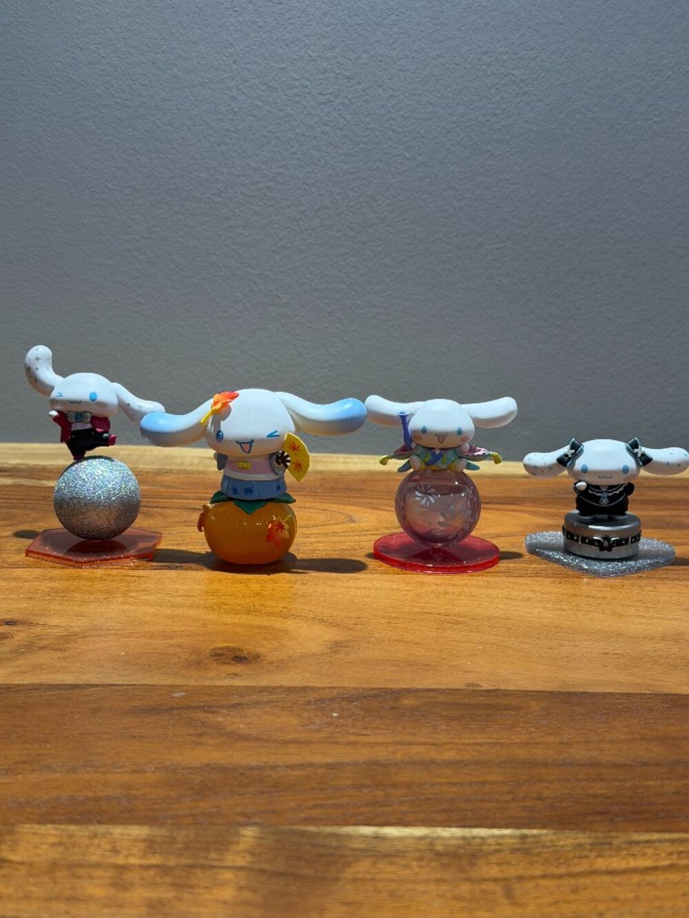 cinnamonroll - fun action moves, set of 4
